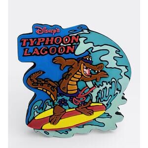Vintage Disney Lagoona Gator Typhoon Lagoon Collectors Color Fridge Magnet 2000